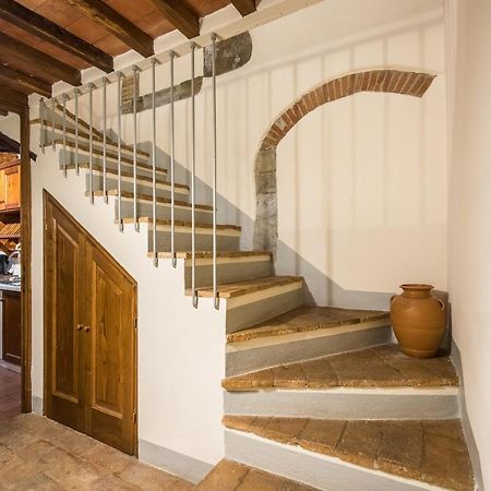 Agriturismo La Ferrozzola Кастелина ин Кианти Екстериор снимка