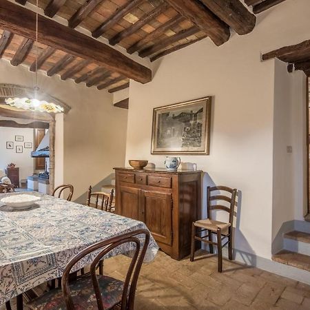 Agriturismo La Ferrozzola Кастелина ин Кианти Екстериор снимка