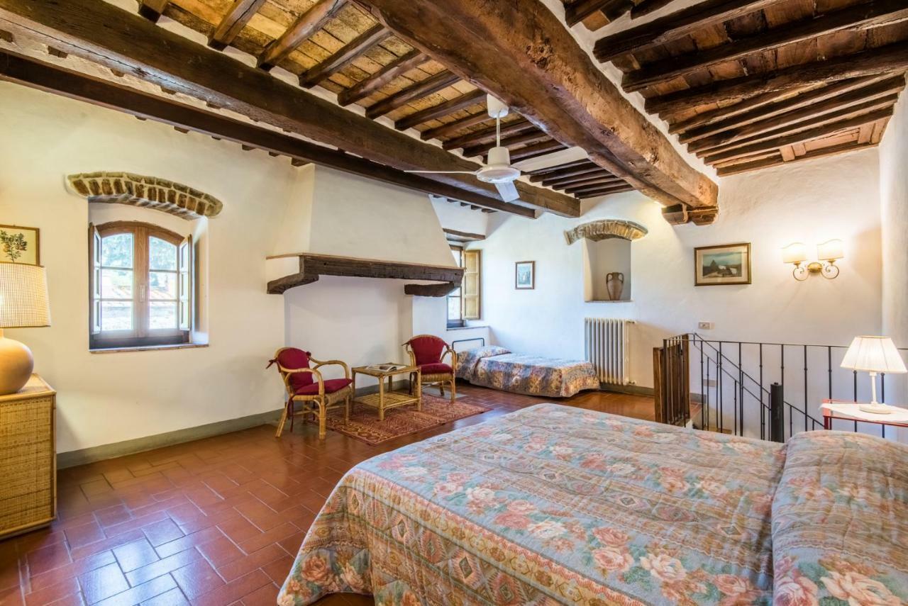 Agriturismo La Ferrozzola Кастелина ин Кианти Екстериор снимка